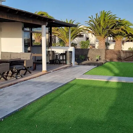 Casa De Nefertiti Playa Blanca